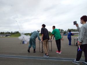 6組 ロケット打ち上げ