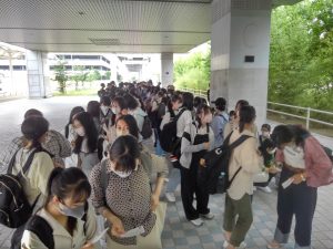 126空港到着しました。