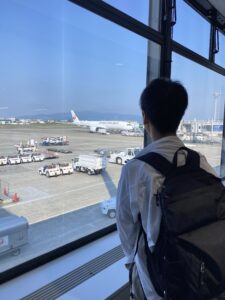 伊丹空港に到着