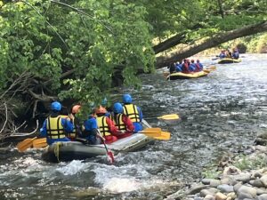 ２日目午前中　ラフティング体験