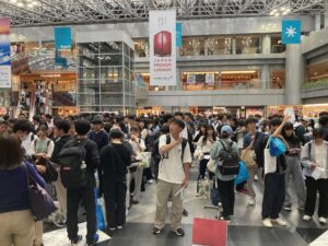 新千歳空港に集合完了