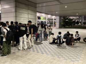大阪空港に到着