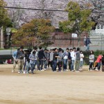 歓迎遠足　クラス対抗ムカデ競走