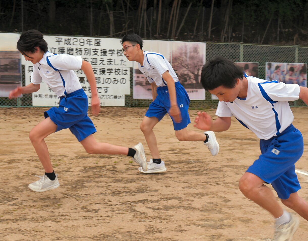 陸上競技部