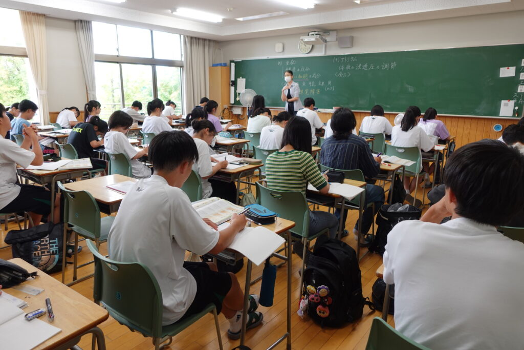 家庭科基礎の授業