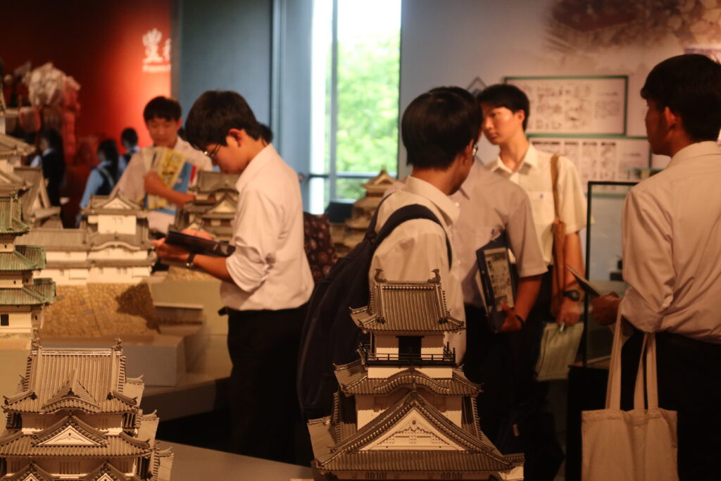 探究ラボⅠ・研究ラボⅠ「れきはく探検」