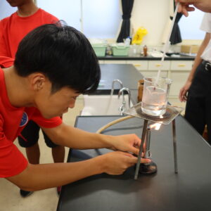 探究活動実験の様子