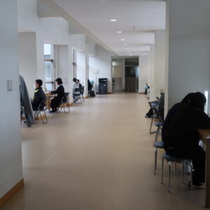 職員室前自習スペース