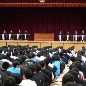 全校生徒会立会演説会