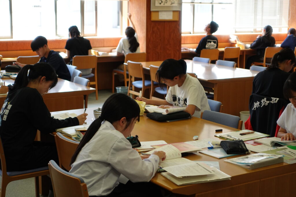 ５月考査終了