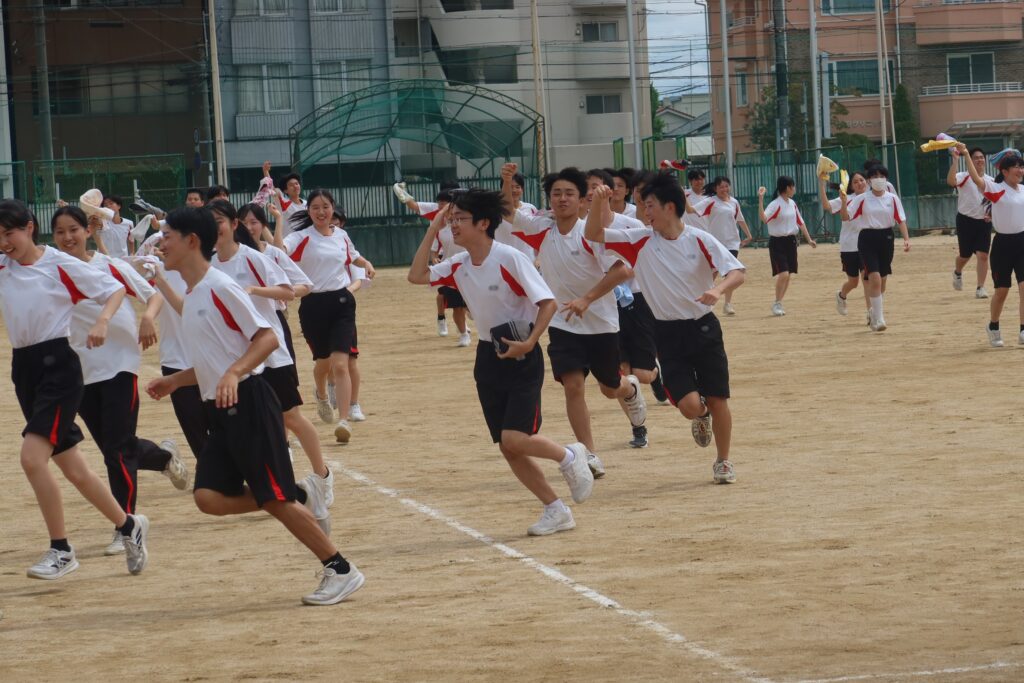 体育大会に向けて②　各学年合同体育