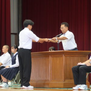 生徒会離任認証式