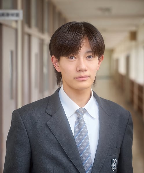 吉田 成那