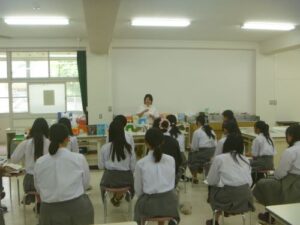 Read more about the article 6/10・6/13　絵本講座を受講しました