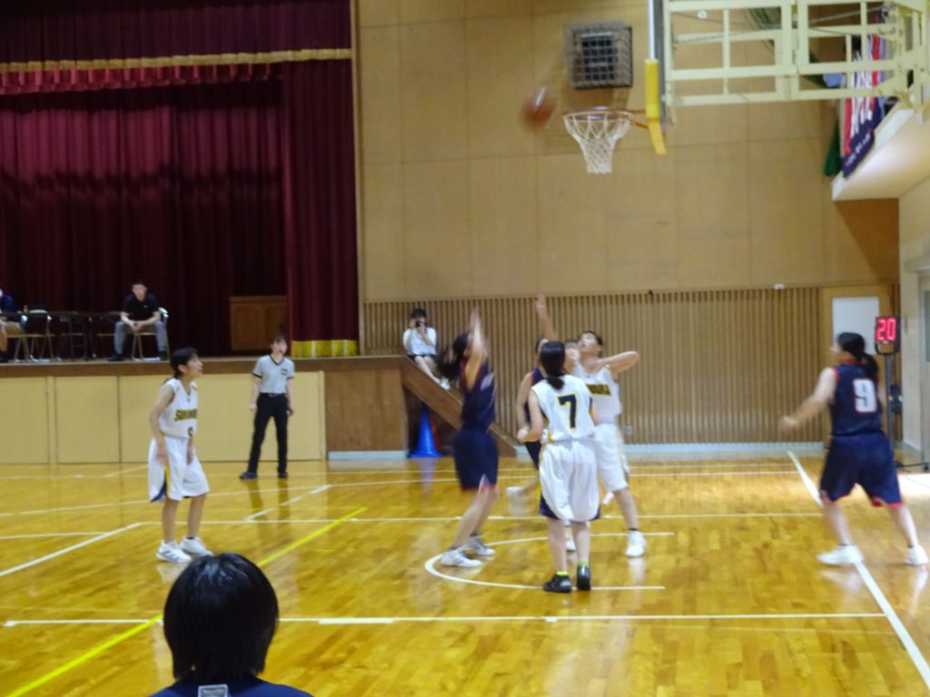 北高 校長室から 1 女バスケ １回戦勝利 県立神戸北高校 北高ブログ