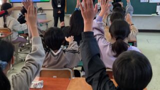 苦楽園小学校で出前保健指導を行いました