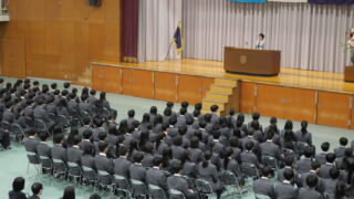 県立西宮苦楽園高等学校 第2回入学式が挙行されました。