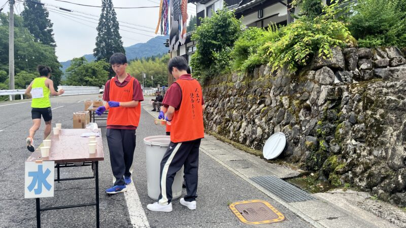 ６月