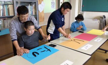 ５月１７日＜　児童生徒会上野スポーツ大会テーマ作成　＞