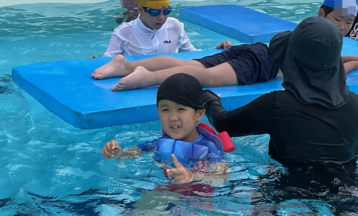 小学部　プール