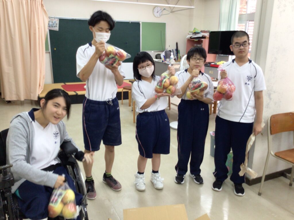 今年も飛騨からの素敵な贈り物が届きました! 兵庫県立和田山特別支援学校ブログ「なごみ」