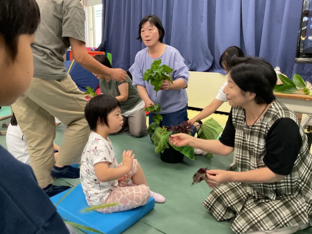 読み聞かせ（コミュニティ・スクールによる）